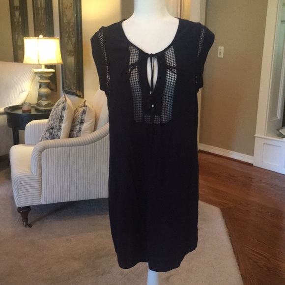 Signature Studio Dresses & Skirts - Signature Studio Navy Blue Sleeveless MIDI Dress